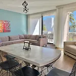 Deniz Manzarali, Plaja 100 Metre, Luks 2 Apartament *