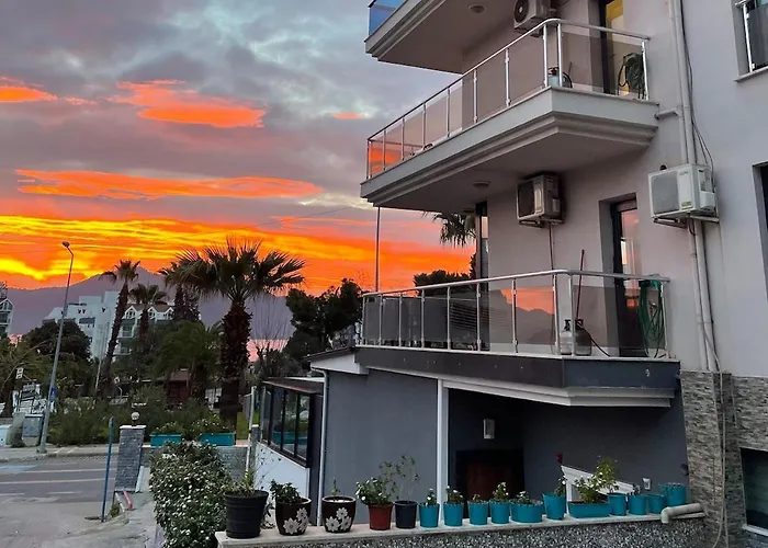 Deniz Manzarali, Plaja 100 Metre, Luks 2 Apartamento Marmaris