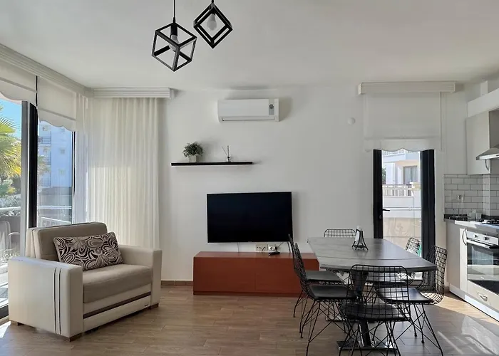 Deniz Manzarali, Plaja 100 Metre, Luks 2 Apartamento