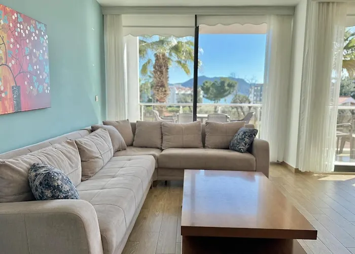 Deniz Manzarali, Plaja 100 Metre, Luks 2 Apartamento